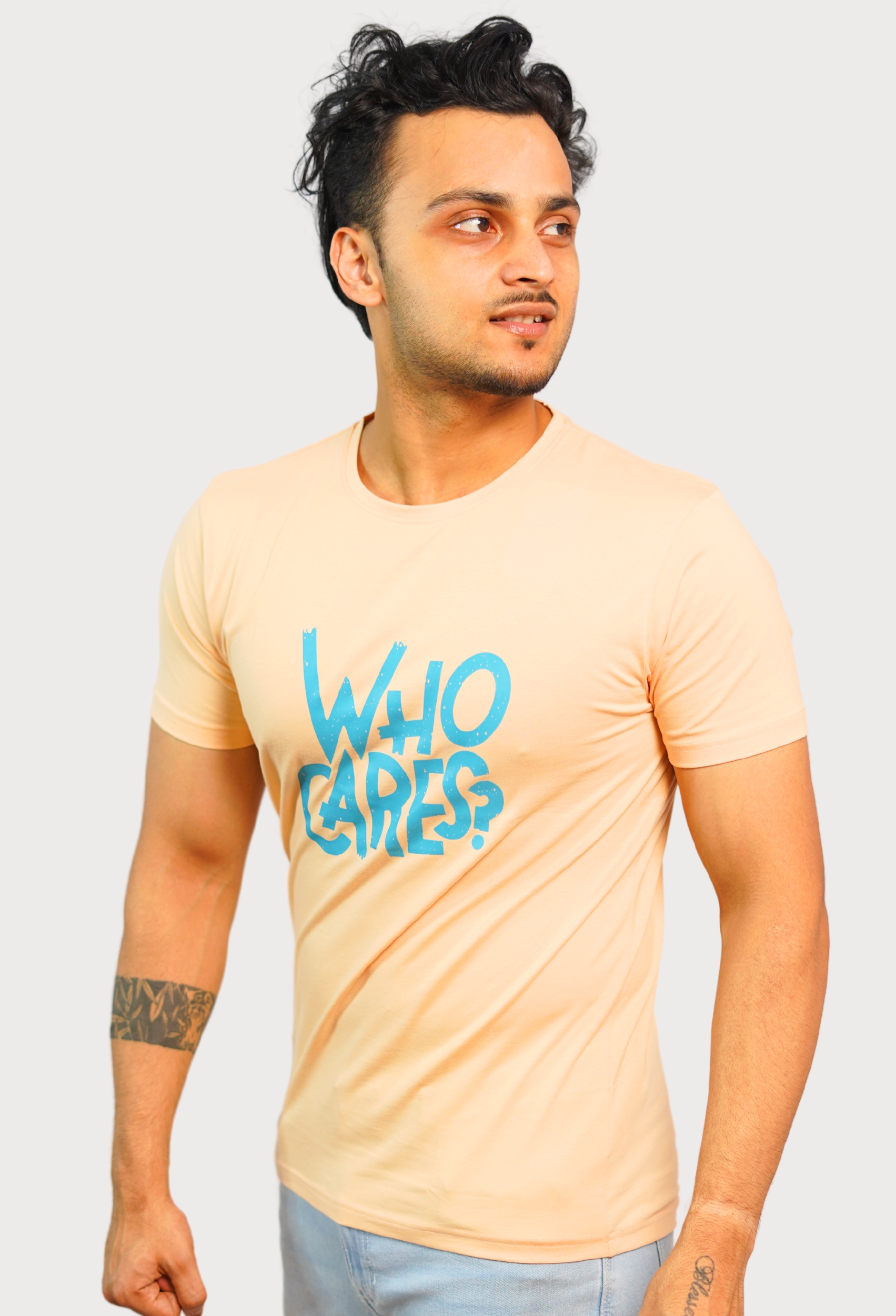 WHO CARE IVORY ELITE T-SHIRT WHO CARE IVORY ELITE T-SHIRT