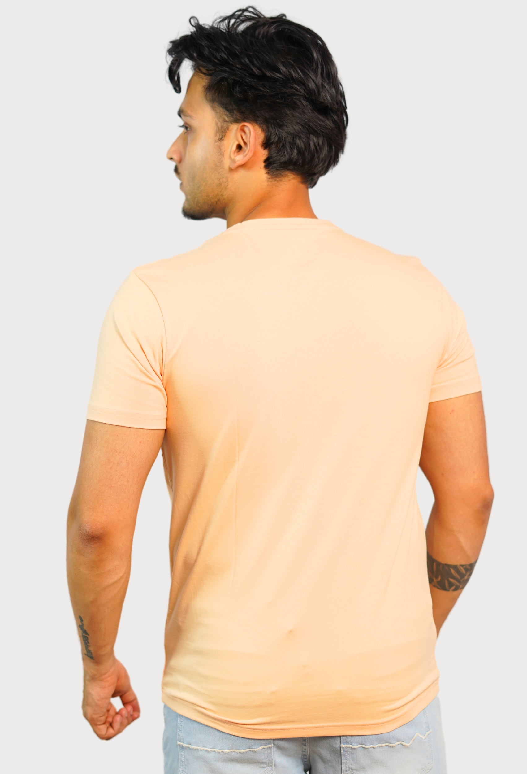 WHO CARE IVORY ELITE T-SHIRT WHO CARE IVORY ELITE T-SHIRT