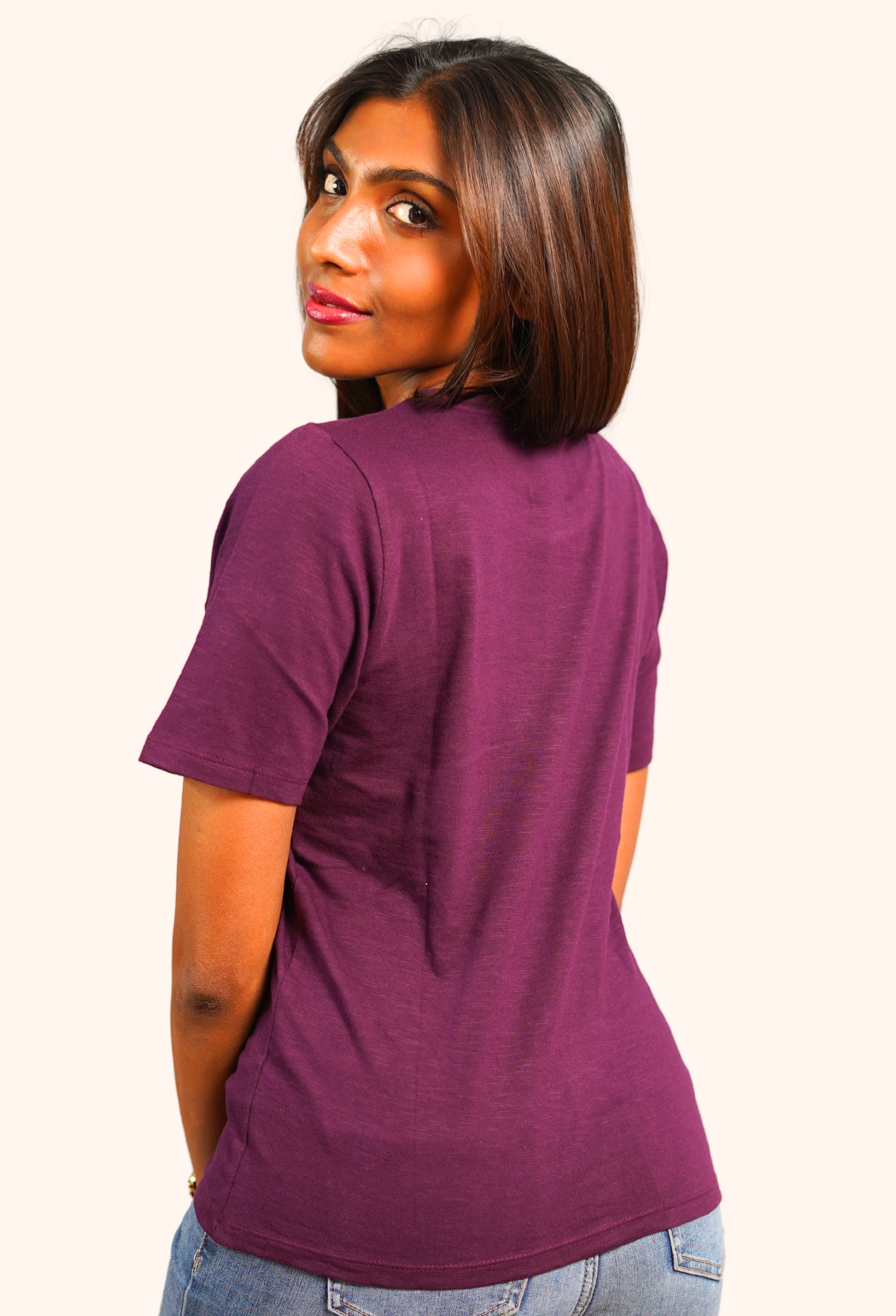 XOXO PLUM VINTAGE T-SHIRT