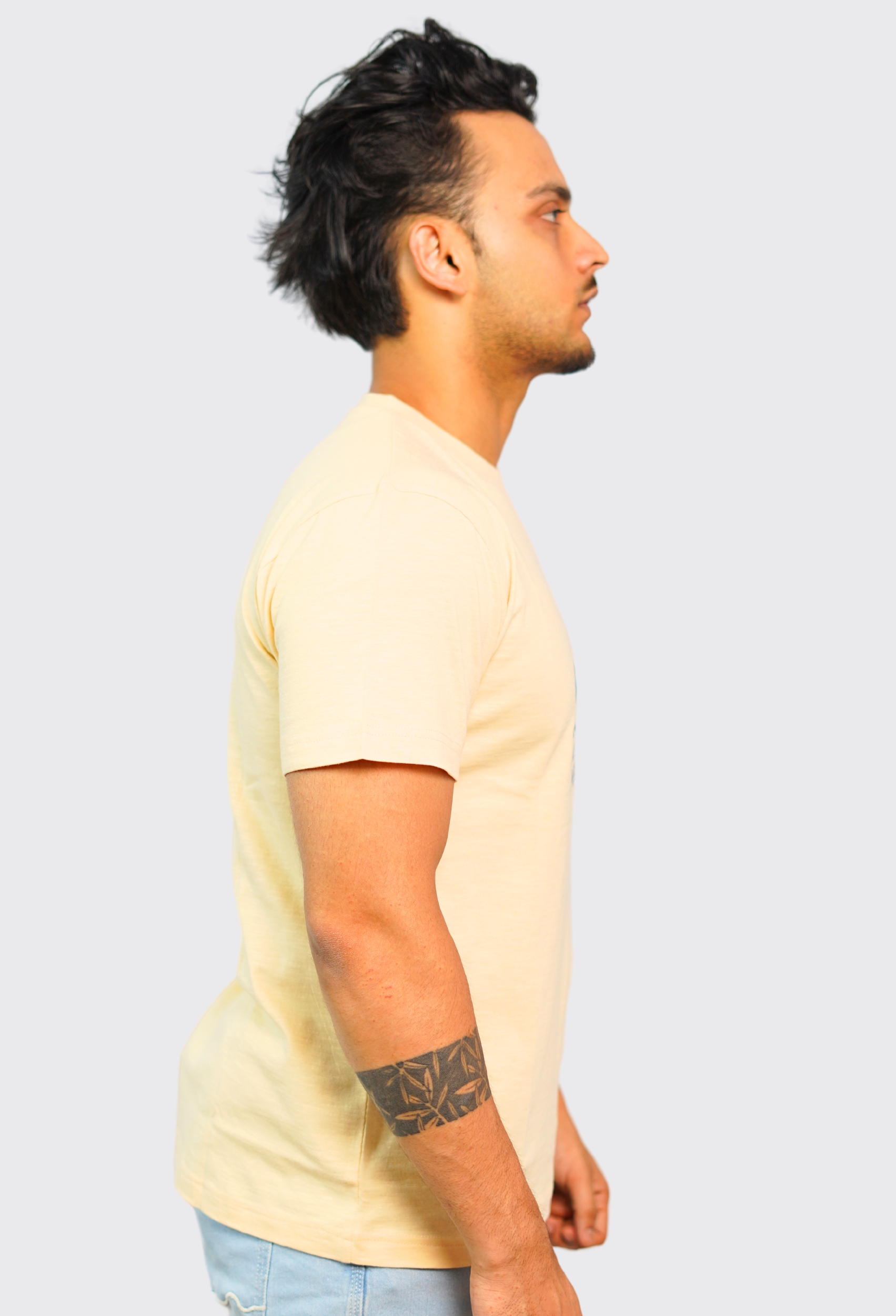 DIFFERENT DOESN,T MEAN WRONG CREAM VINTAGE T- SHIRT