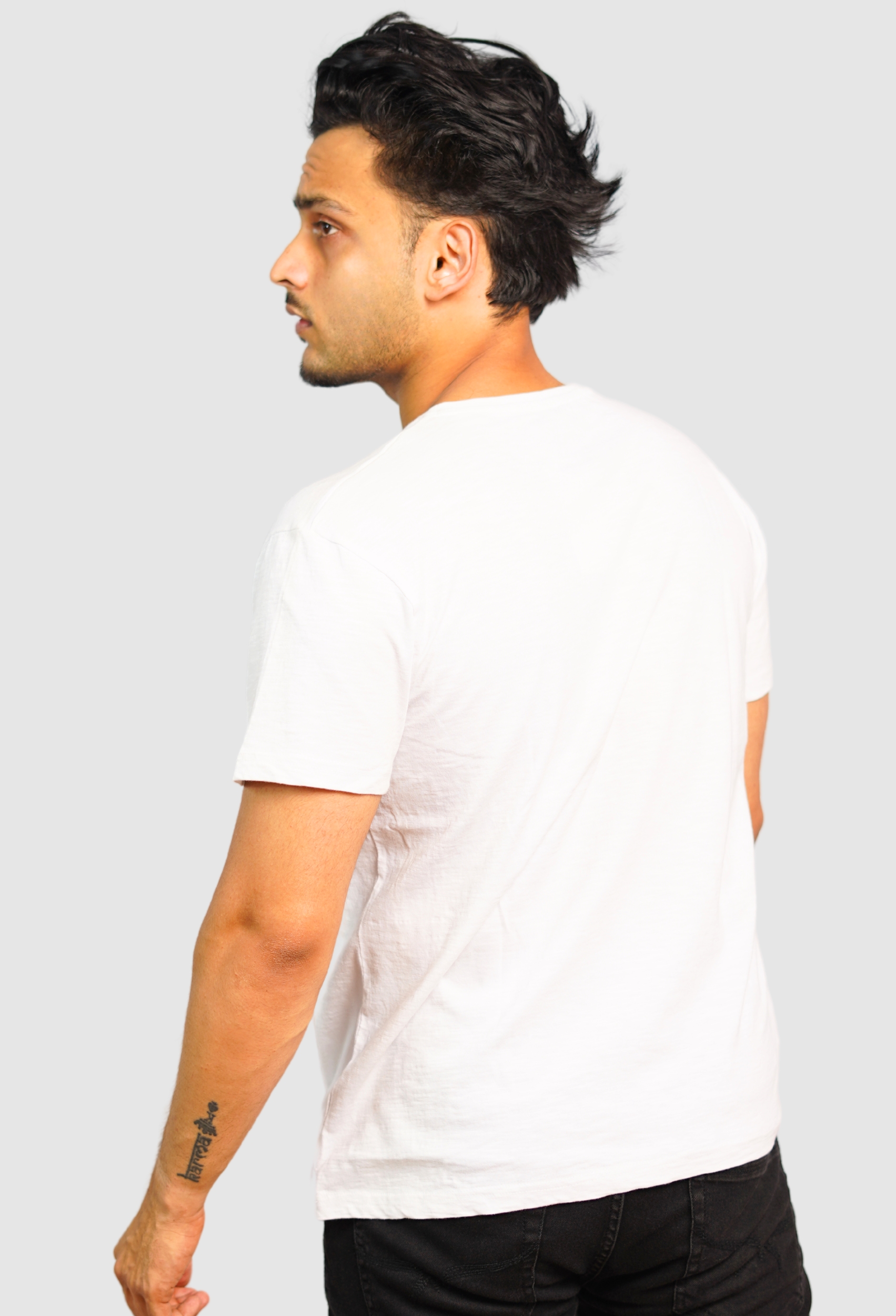 TAKE IT EASY SNOW WHITE CLASSIC T-SHIRT