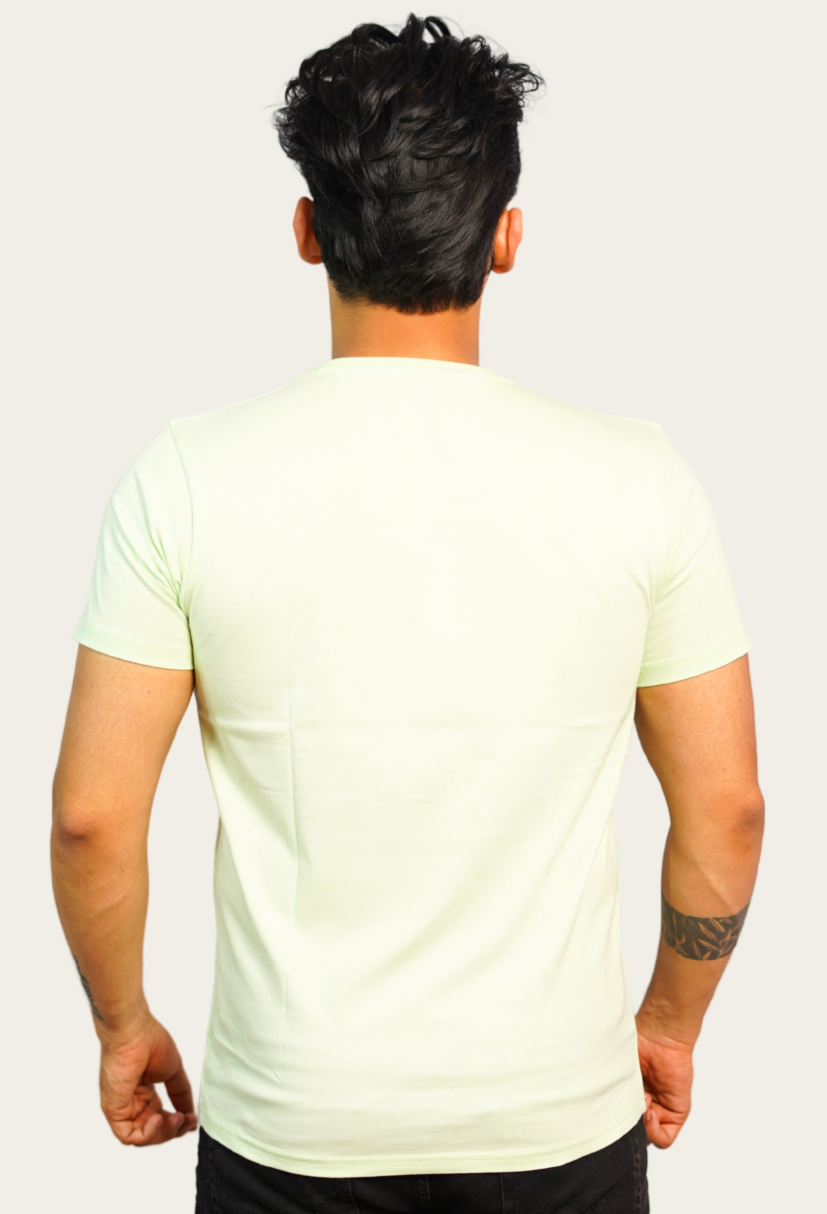 I NEED MORE SPACE FRESH GREEN CLASSIC T-SHIRT