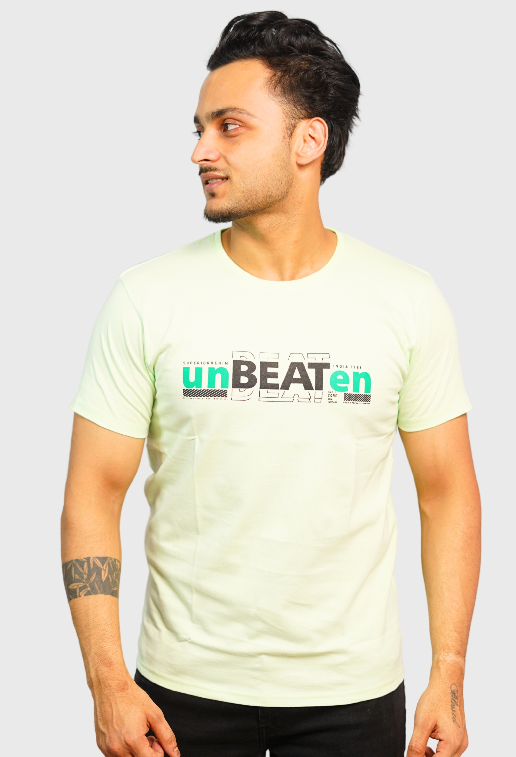 UNBEATEN FRESH GREEN CLASSIC T-SHIRT