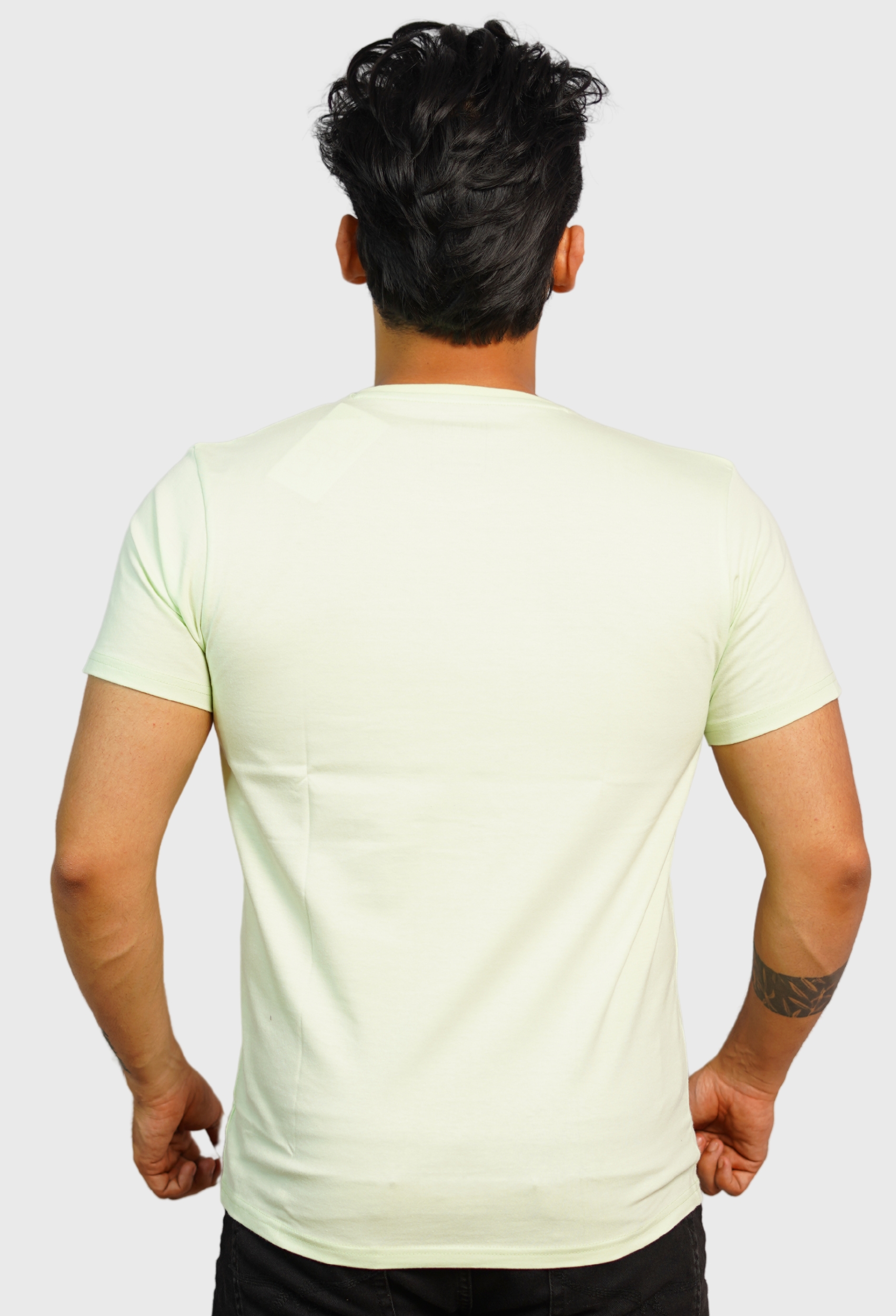 UNBEATEN FRESH GREEN CLASSIC T-SHIRT