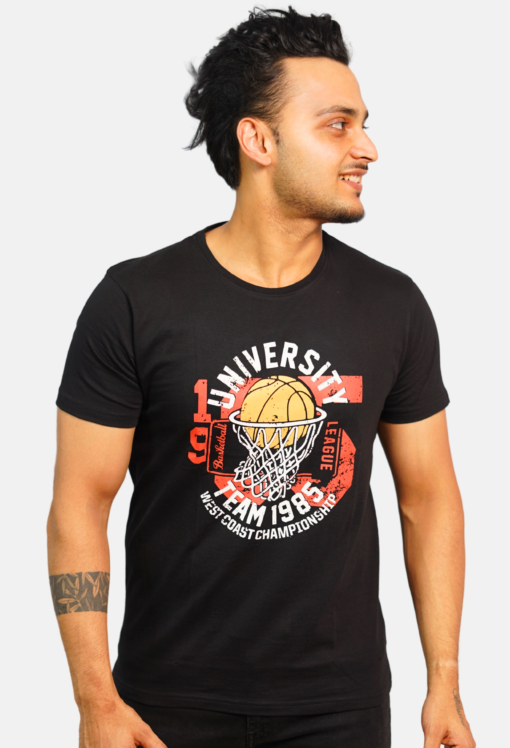 UNIVERSITY TEAM 1985 PURE BLACK CLASSIC T-SHIRT